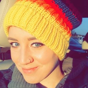 Meet your Posher, Laura